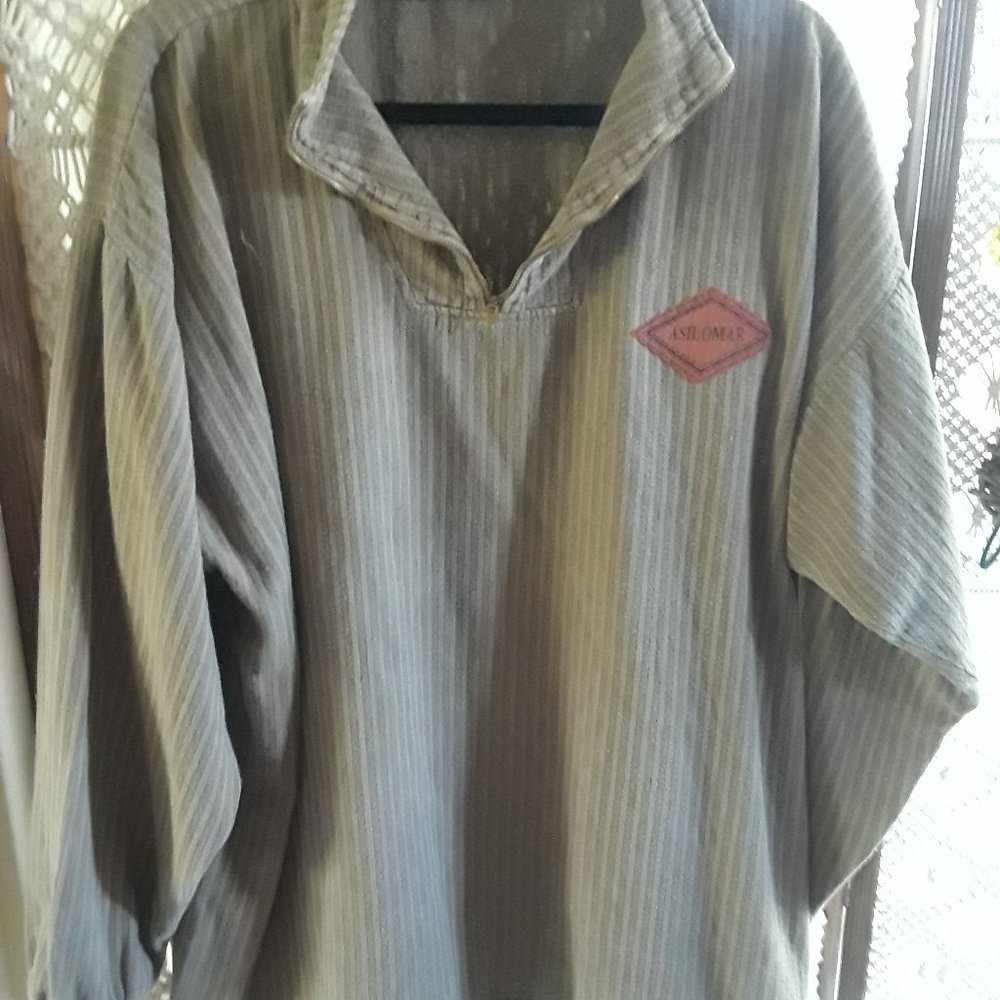 UNISEX TOP - BY TAYLOR COTTON TOP NECK ZIPPER CLOSURE  BEIGE L/XL ASILOMAR LOGO